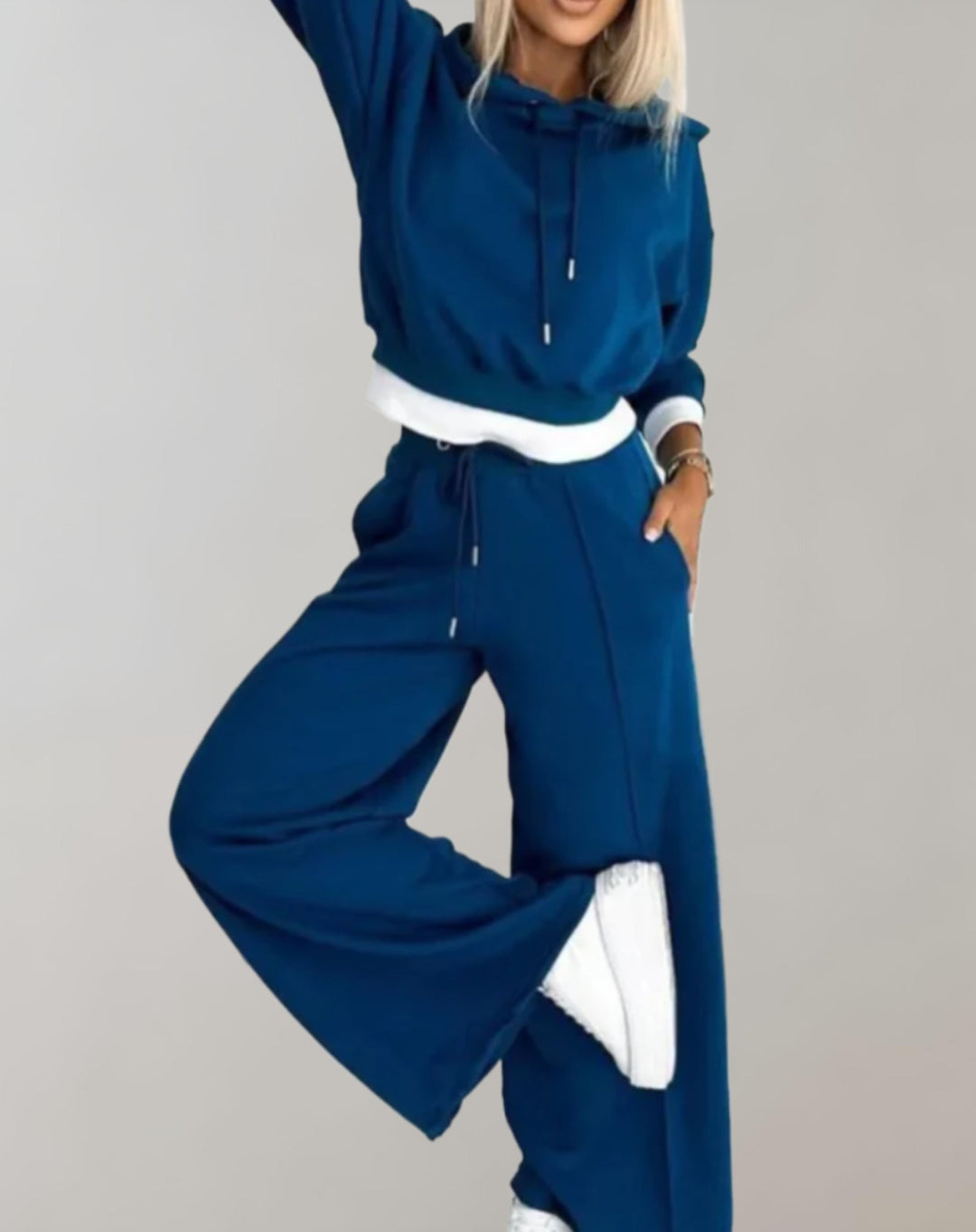 Women's Hoodie & Jogger Set in Blue
