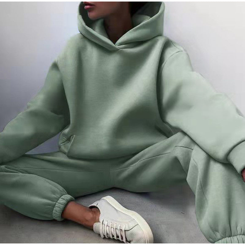 Women's Streetstyle Hoodie & Jogger Set in Green