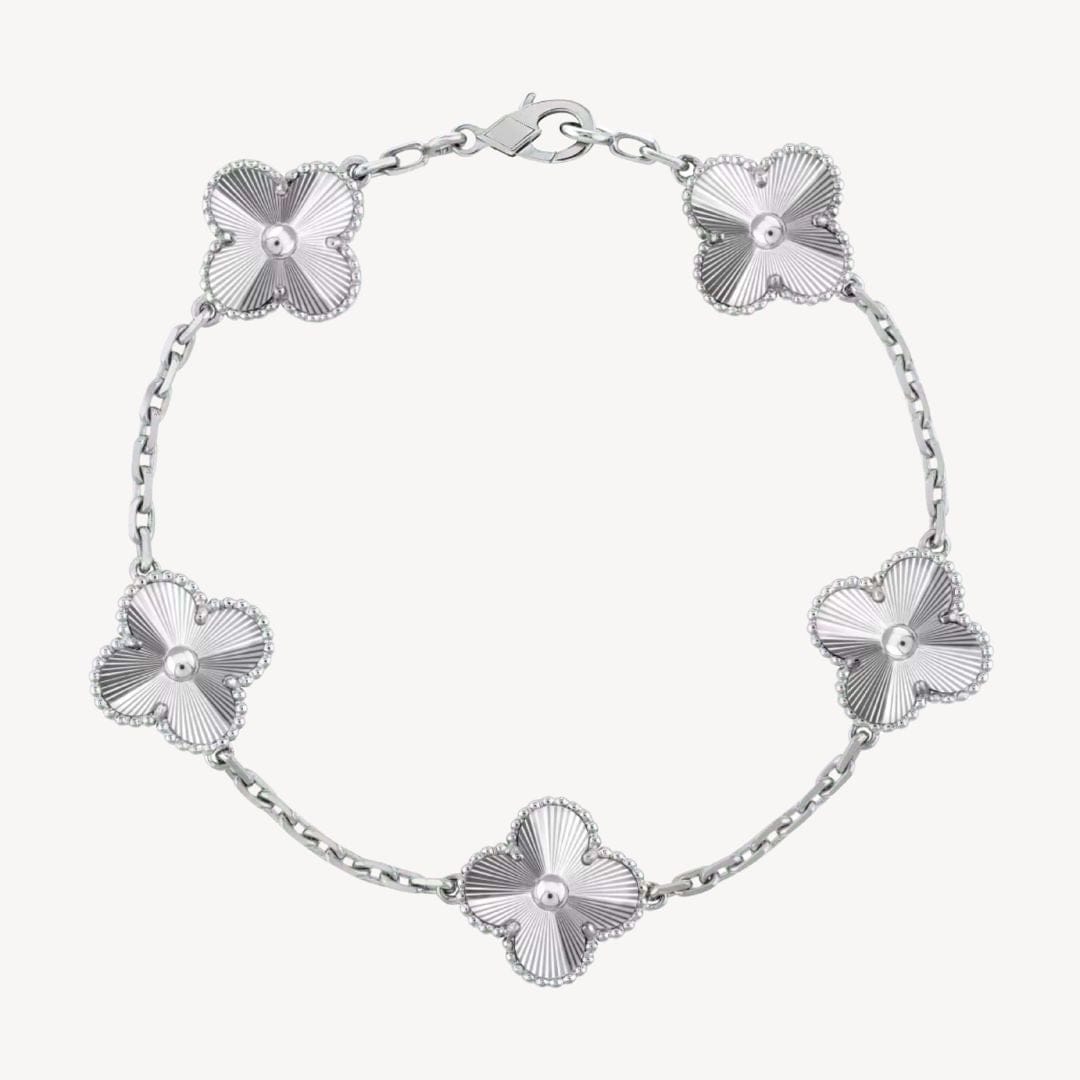 Women's Four-Leaf Clover Charm Bracelet with Lobster Clasp - Hermione - Silver-tone Plain