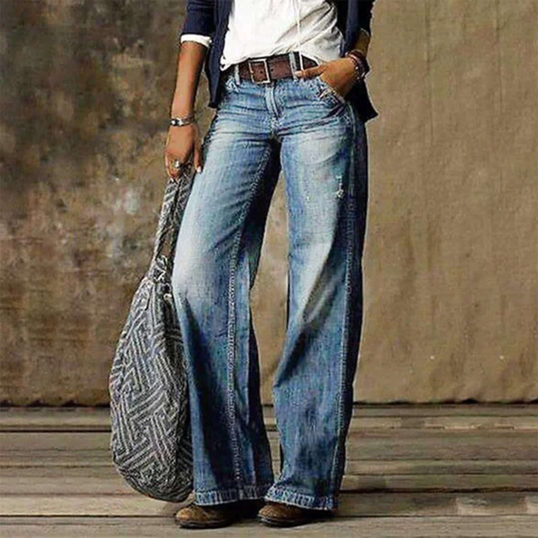 Women's Relaxed Wide Leg Jeans with Faded Wash - Margot - Light Blue